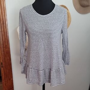 Abercrombie & Fitch Gray Striped Long Sleeve Top
